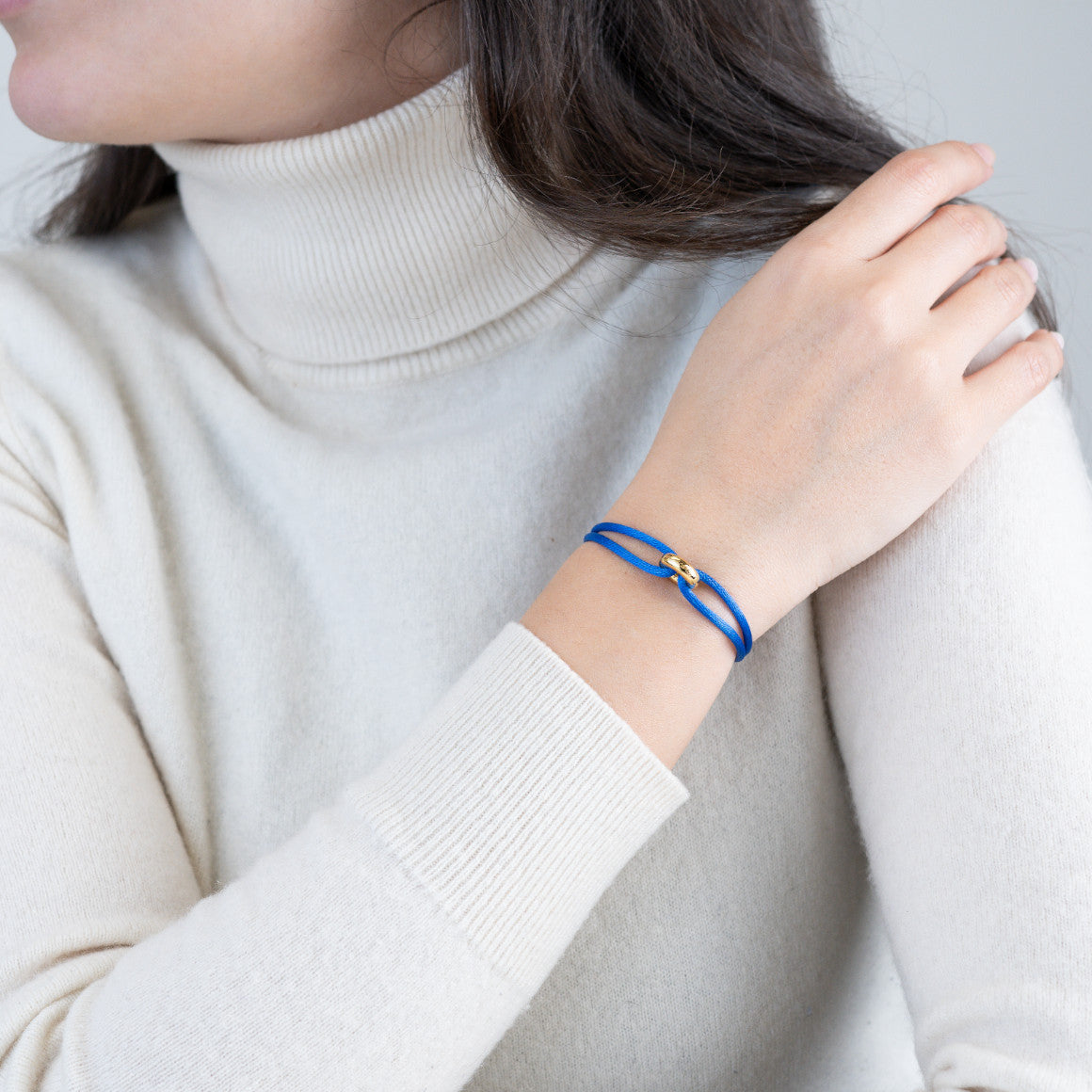 #Color_Electric Blue