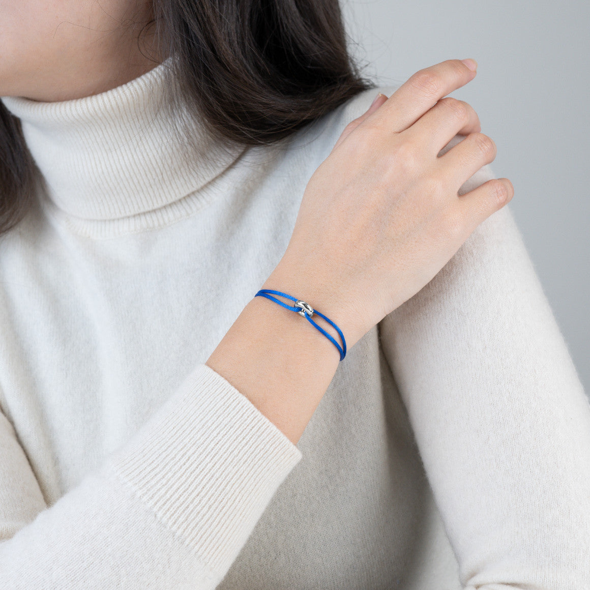 #Color_Electric Blue