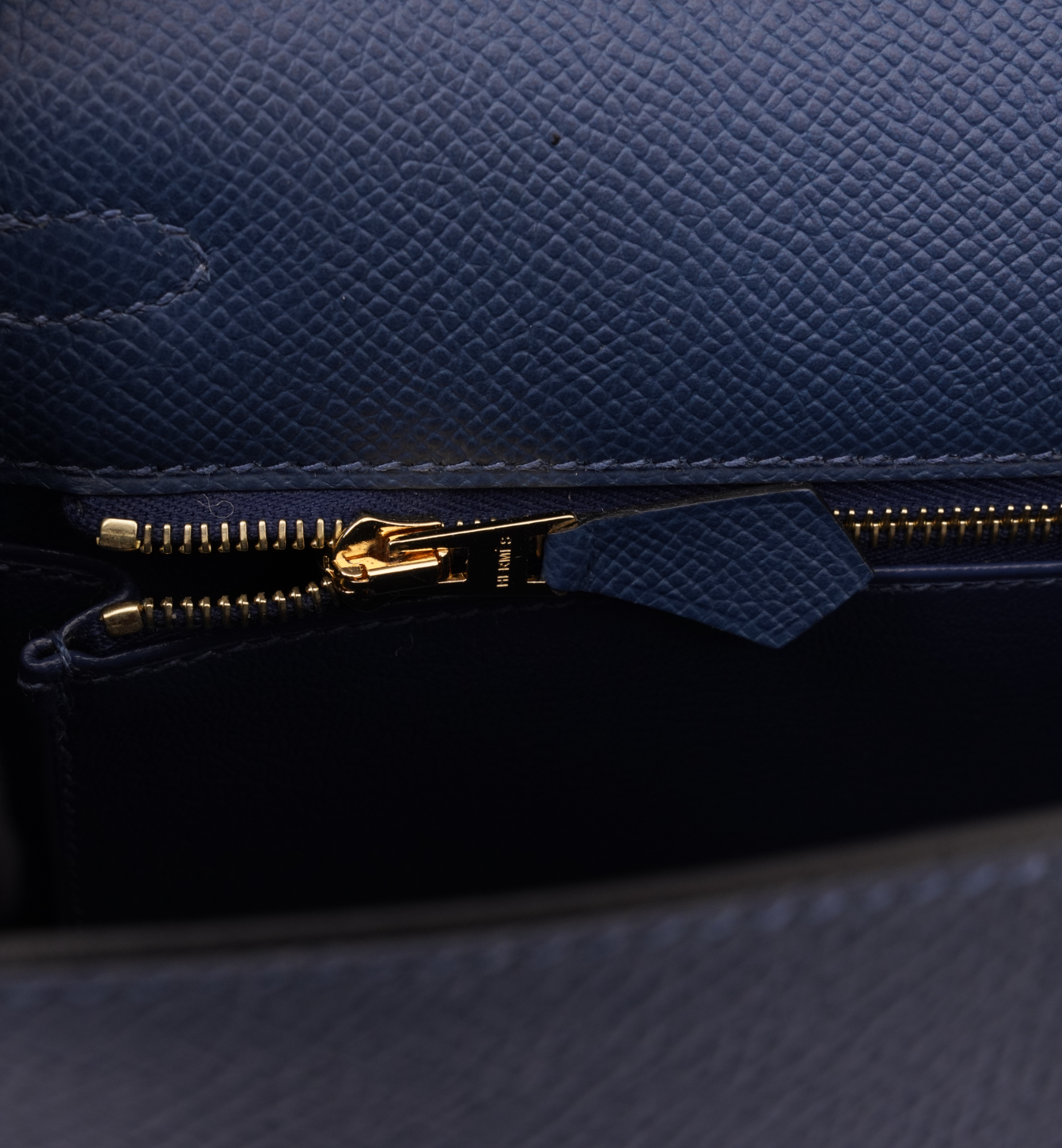 Hermès Kelly 25 Sellier Epsom Deep Blue (S4) GHW