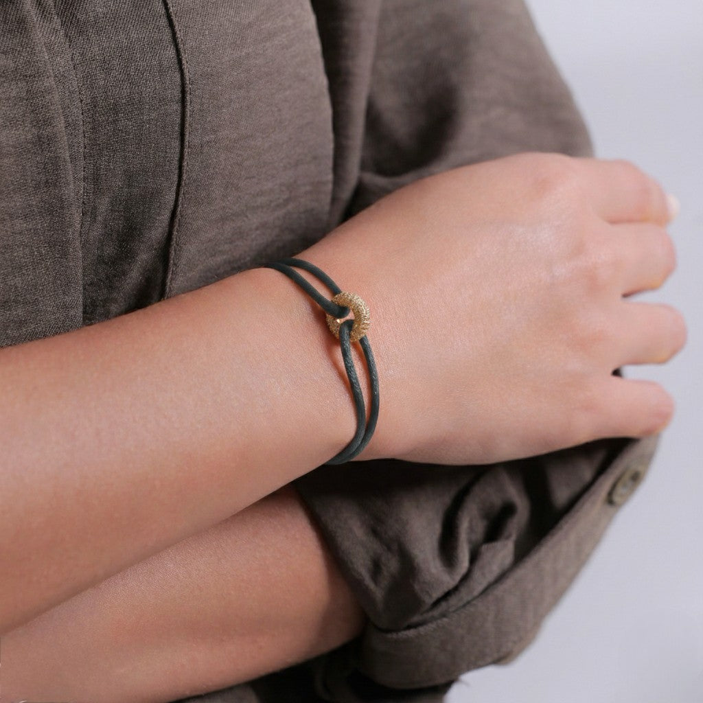 #Color_Dark Grey