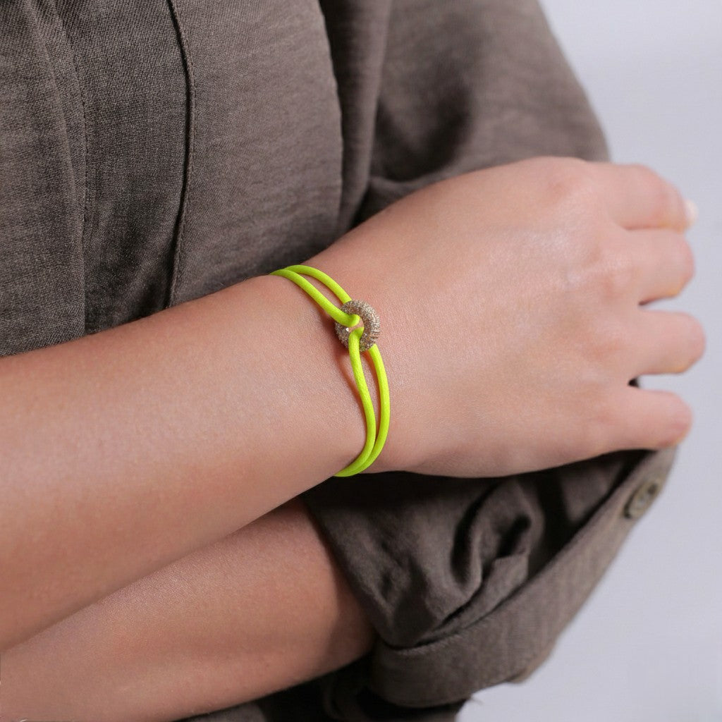 #Color_Neon Yellow