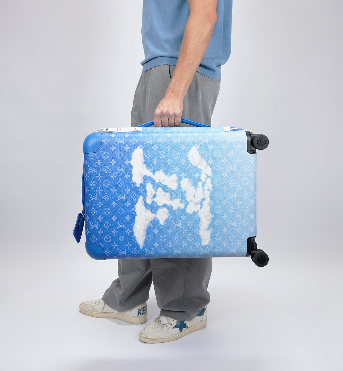 Louis Vuitton Horizon 55 Clouds
