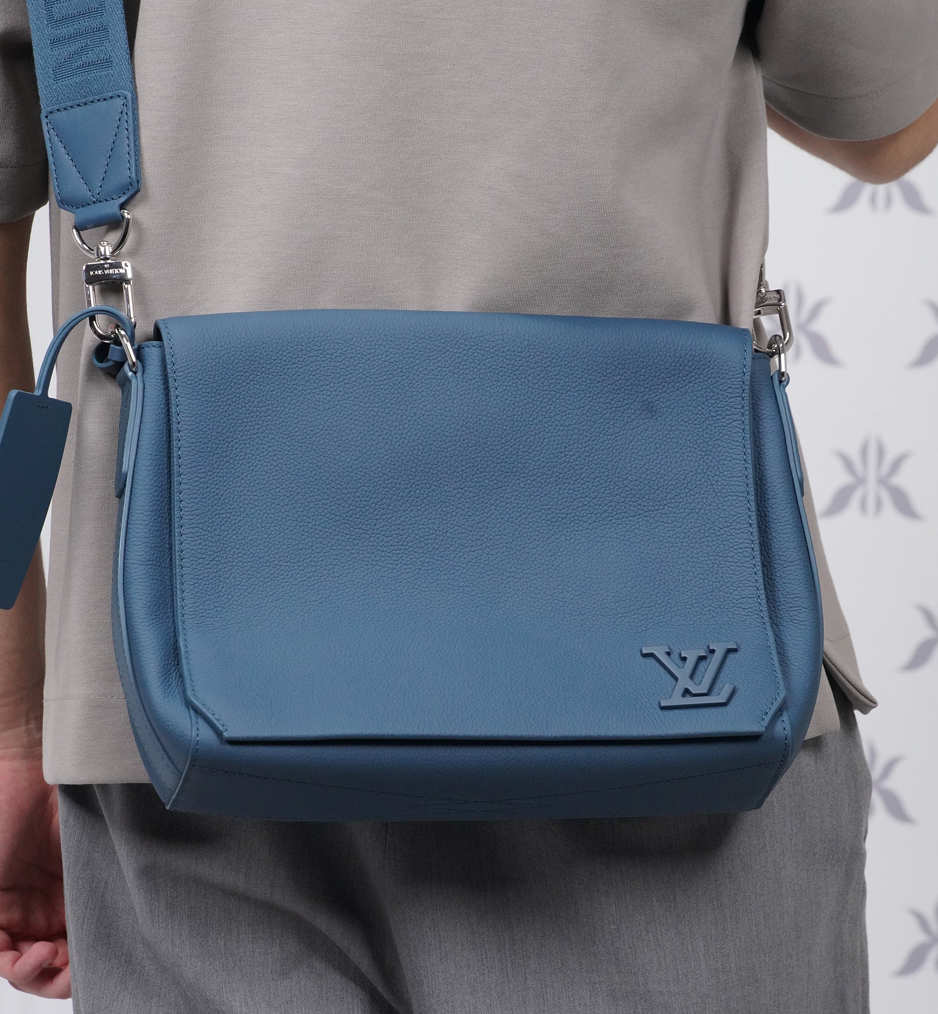 Louis Vuitton Take Off Navy Aerogram Leather Shoulder Bag