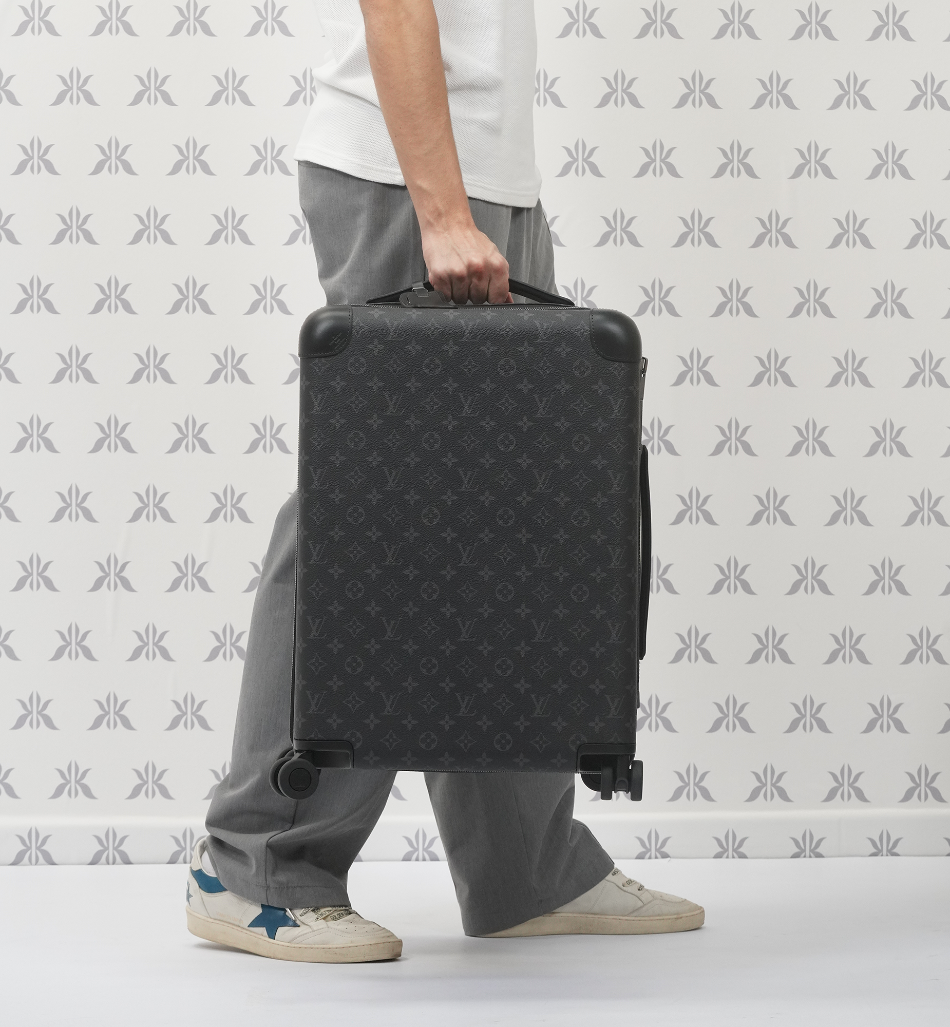 Louis Vuitton Monogram Eclipse Horizon 55 Black
